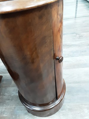 Lot 179 - VICTORIAN MAHOGANY POT CUPBOARD