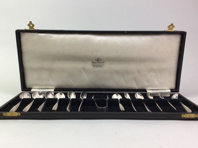 Lot 438 - OAK CANTEEN OF SILVER PLATED CUTLERY