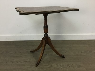 Lot 350 - GROUP OF FURNITURE