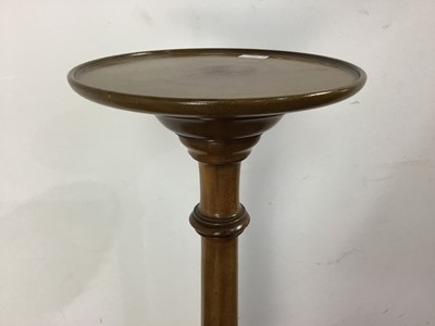 Lot 543 - MAHOGANY PLANT STAND