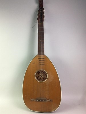 Lot 538 - LUTE INSTRUMENT