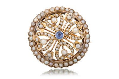 Lot 448 - SAPPHIRE AND SEED PEARL BROOCH