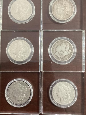 Lot 60 - AMERICAN COIN DISPLAY