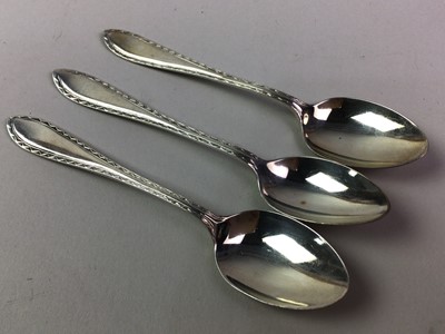 Lot 637 - GROUP OF SILVER TEASPOONS