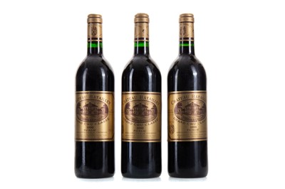 Lot 669 - 3 BOTTLES OF CHATEAU BATAILLEY 1990 PAUILLAC