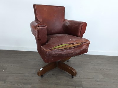 Lot 697 - HILL CREST LEATHER SWIVEL CHAIR