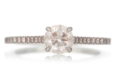 Lot 467 - CERTIFICATED DIAMOND SOLITAIRE RING