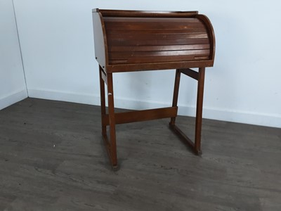 Lot 719 - CHILD'S ROLL TOP DESK