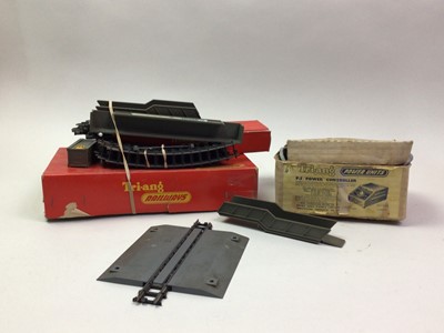 Lot 7 - HORNBY TRIANG RS.1 MODEL TRAIN SET