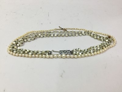 Lot 54 - STRING OF PEARLS