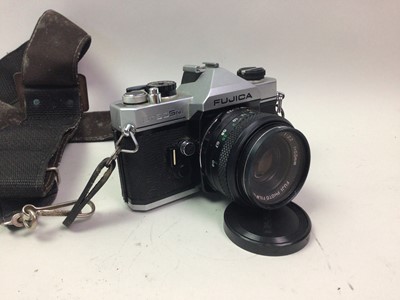 Lot 270 - FUJICA CAMERA WITH ACCESSORIES