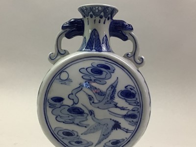 Lot 157 - GROUP OF CHINESE AND OTHER BLUE AND WHITE CERAMICS