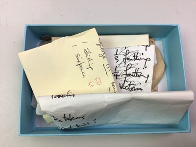 Lot 300 - GROUP OF CIGARETTE AND TRADE CARDS