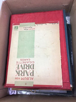 Lot 300 - GROUP OF CIGARETTE AND TRADE CARDS