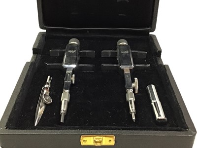 Lot 213 - DRAWING SET