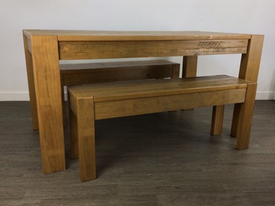 Lot 215 - MODERN OAK DINING SUITE