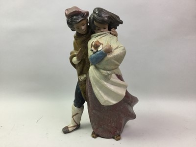 Lot 257 - LLADRO FIGURE GROUP