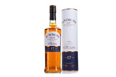 Lot 224 - BOWMORE 17 YEAR OLD