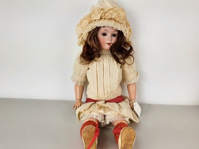 Lot 1002 - MAX OSCAR ARNOLD / WELSCH & CO, BISQUE HEAD SOCKET DOLL