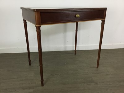 Lot 470 - AUSTRALIAN WALNUT DESK