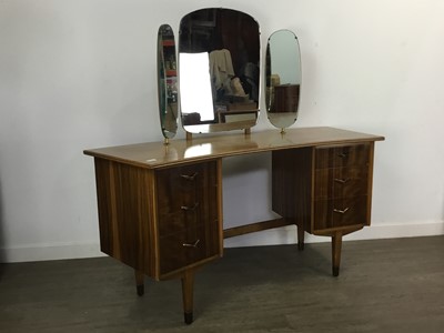 Lot 417 - MID CENTURY BEITHCRAFT WALNUT DRESSING TABLE