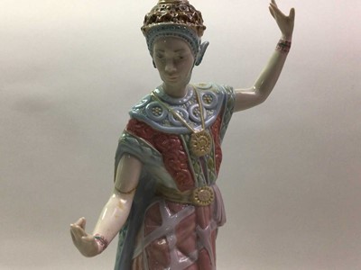 Lot 557 - FOUR LLADRO FIGURES