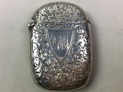 Lot 566 - SILVER VESTA CASE