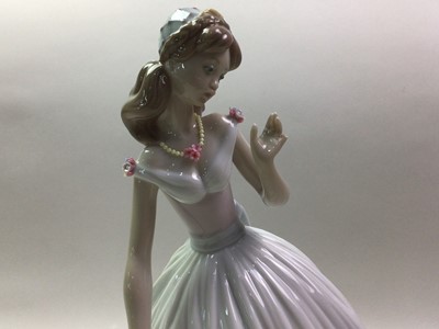 Lot 576 - LLADRO FIGURE OF SPRING SPLENDOR