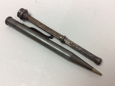 Lot 545 - SILVER RETRACTABLE PENCIL