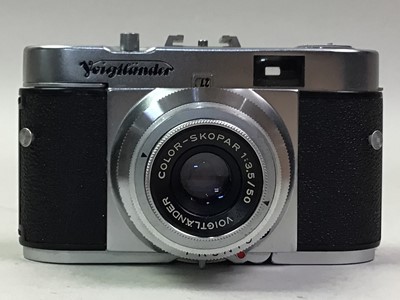 Lot 614 - CASED GERMAN CAMERA BY VOIGTLANDER