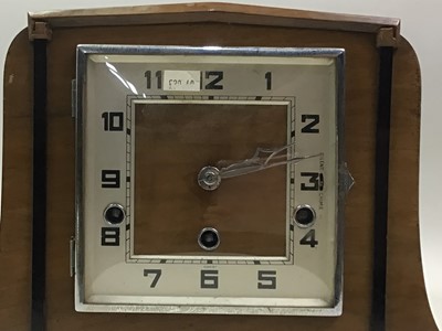 Lot 653 - WALNUT MANTEL CLOCK