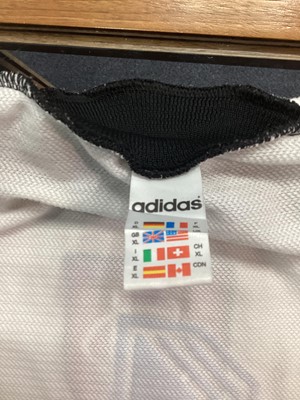 Lot 1534 - ANDY GORAM OF RANGERS F.C., HIS MATCH WORN GOALKEEPER JERSEY