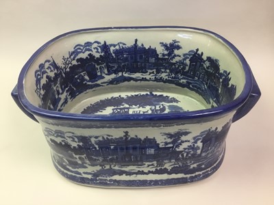 Lot 181 - BLUE AND WHITE DOUBLE HANDLED FOOTBATH