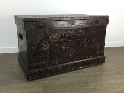 Lot 167 - VICTORIAN PINE BLANKET CHEST