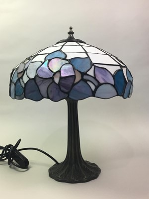 Lot 80 - TIFFANY STYLE TABLE LAMP