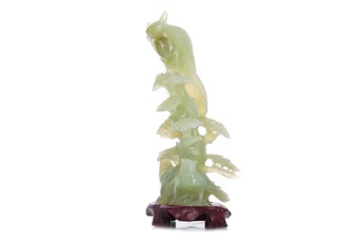 Lot 1083 - CHINESE JADE BIRD FIGURE AND STAND