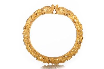 Lot 1138 - PAIR OF INDIAN GOLD BANGLES