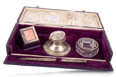 Lot 77 - GEORGE V CASED SILVER AND SILVER MOUNTED STATIONARY SET