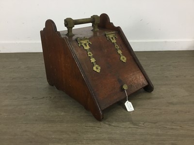 Lot 410 - VICTORIAN MAHOGANY COAL SCUTTLE