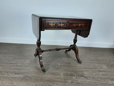 Lot 321 - REPRODUCTION MAHOGANY SOFA TABLE