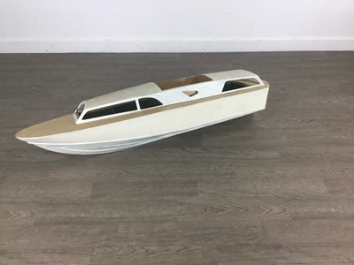 Lot 418 - LARGE WOOD MODEL OF A SPEEDBOAT