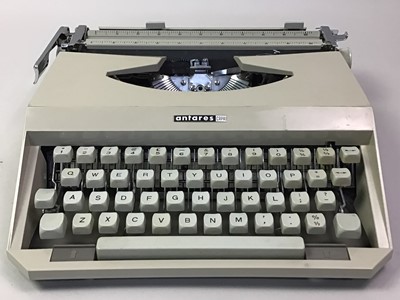 Lot 258 - ANTARES CAPRI PORTABLE TYPEWRITER