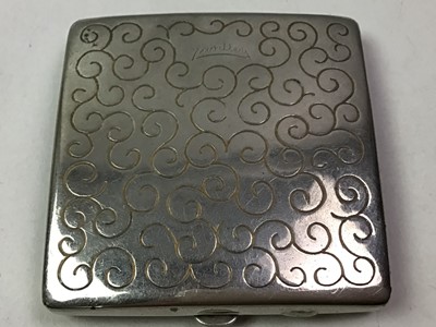 Lot 523 - SILVER COMPACT
