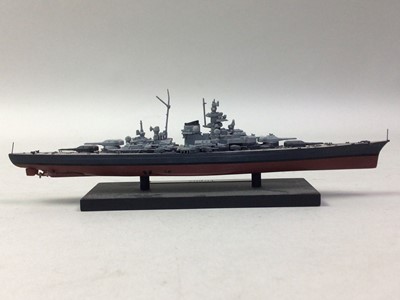 Lot 505 - GROUP OF MODEL SHIPS