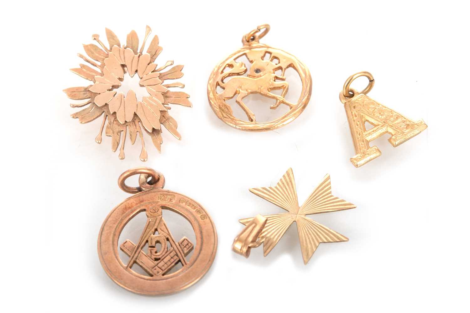 Lot 1185 - COLLECTION OF GOLD PENDANTS