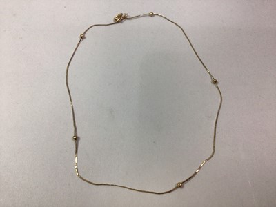 Lot 556 - FINE NINE CARAT GOLD NECKCHAIN