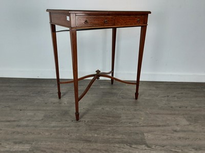 Lot 531 - EDWARDIAN MAHOGANY AND EBONY STRUNG WRITING TABLE