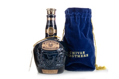 Lot 53 - CHIVAS ROYAL SALUTE 21 YEAR OLD