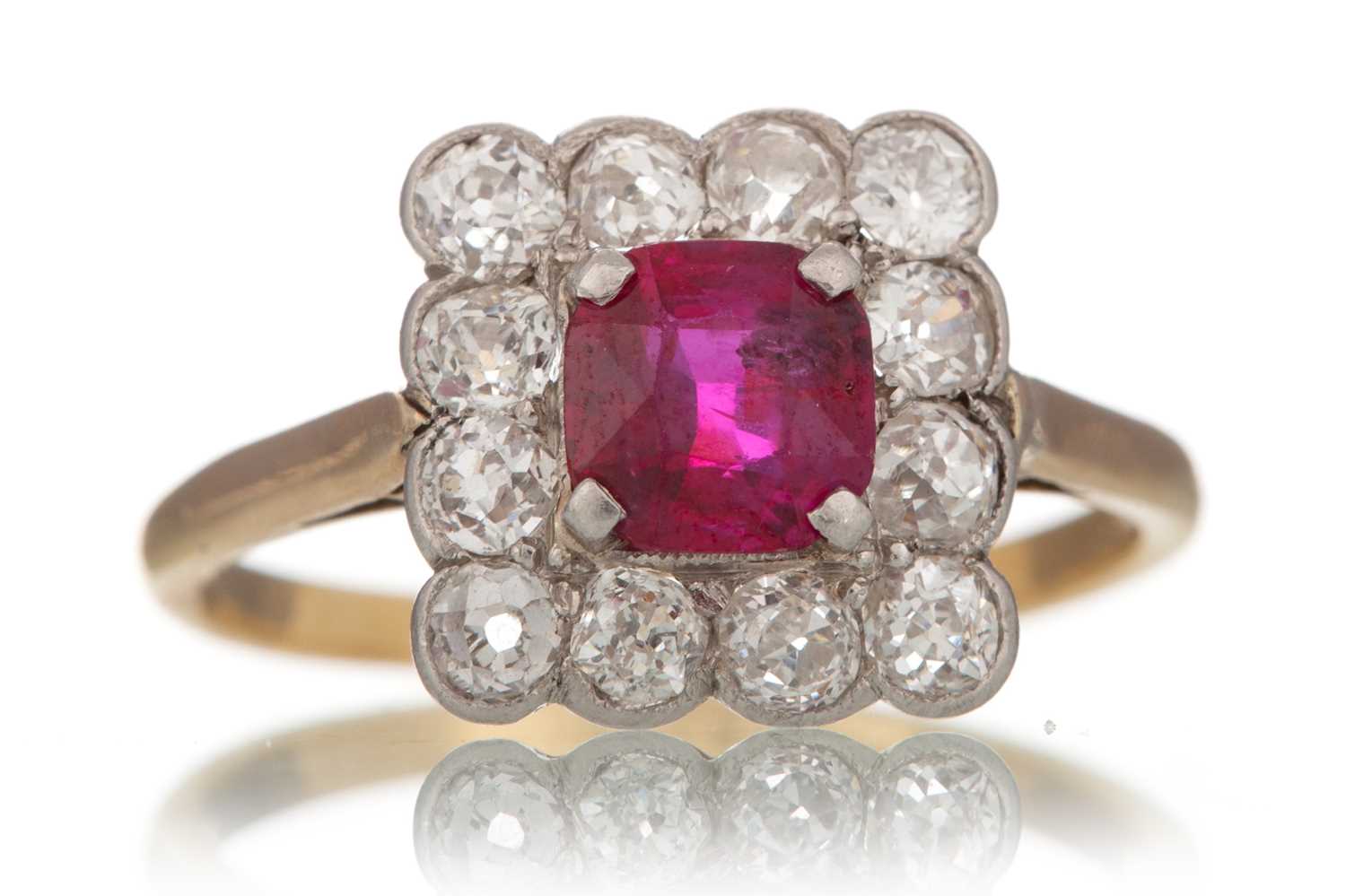 Lot 1196 - RUBY AND DIAMOND RING