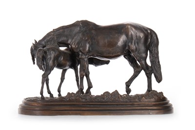 Lot 686 - BRONZE SCULPTURE OF A HORSE AND FOAL